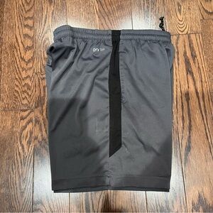 {Tek Gear} Dry Tek Shorts, M (10/12)